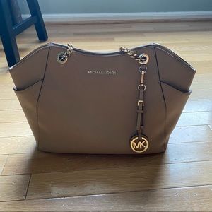 Michael Kors Jet Set Travel Large Shoulder Tote